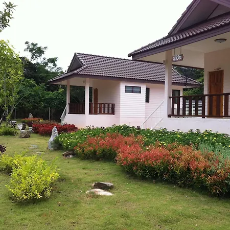 Baan Nub Dao Hotel